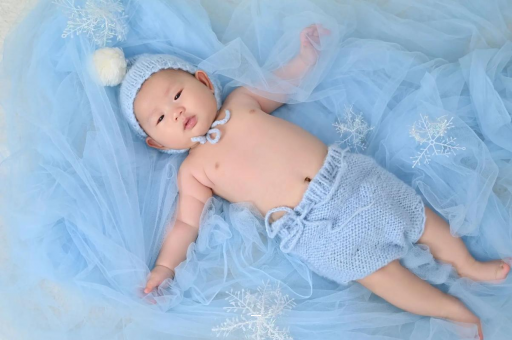 常宁宝宝流黄鼻涕打喷嚏